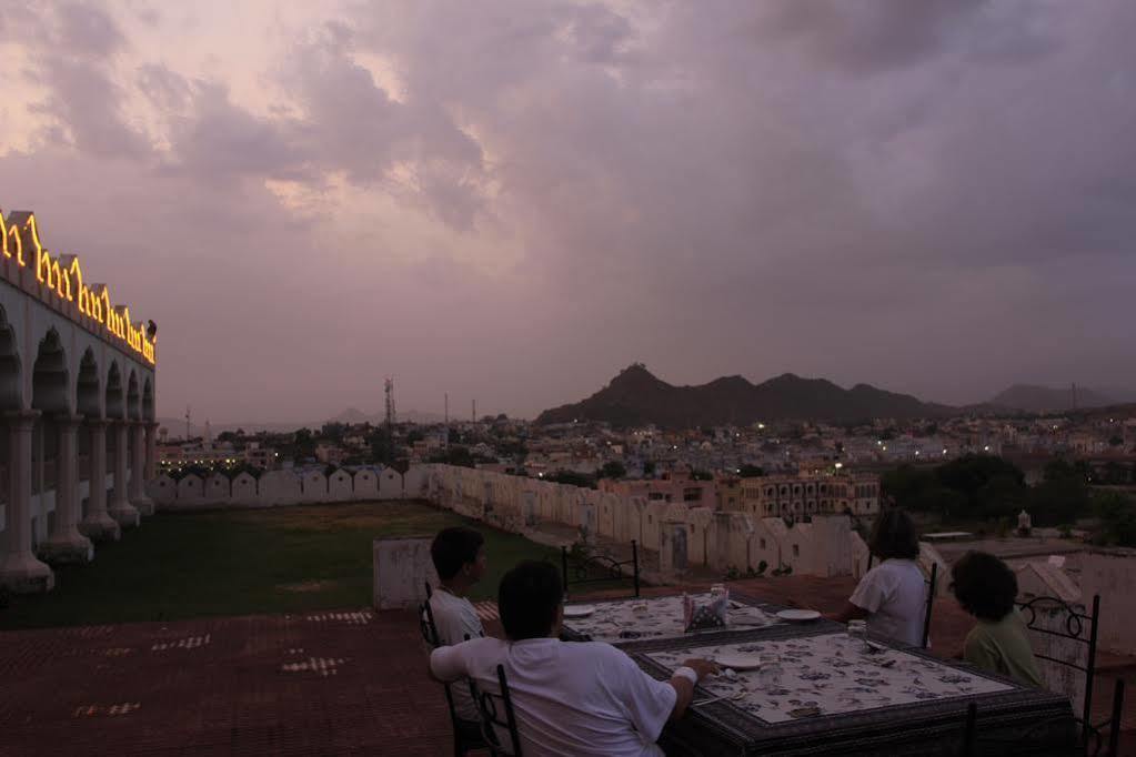 Gulaab Niwaas Palace Pushkar Eksteriør bilde